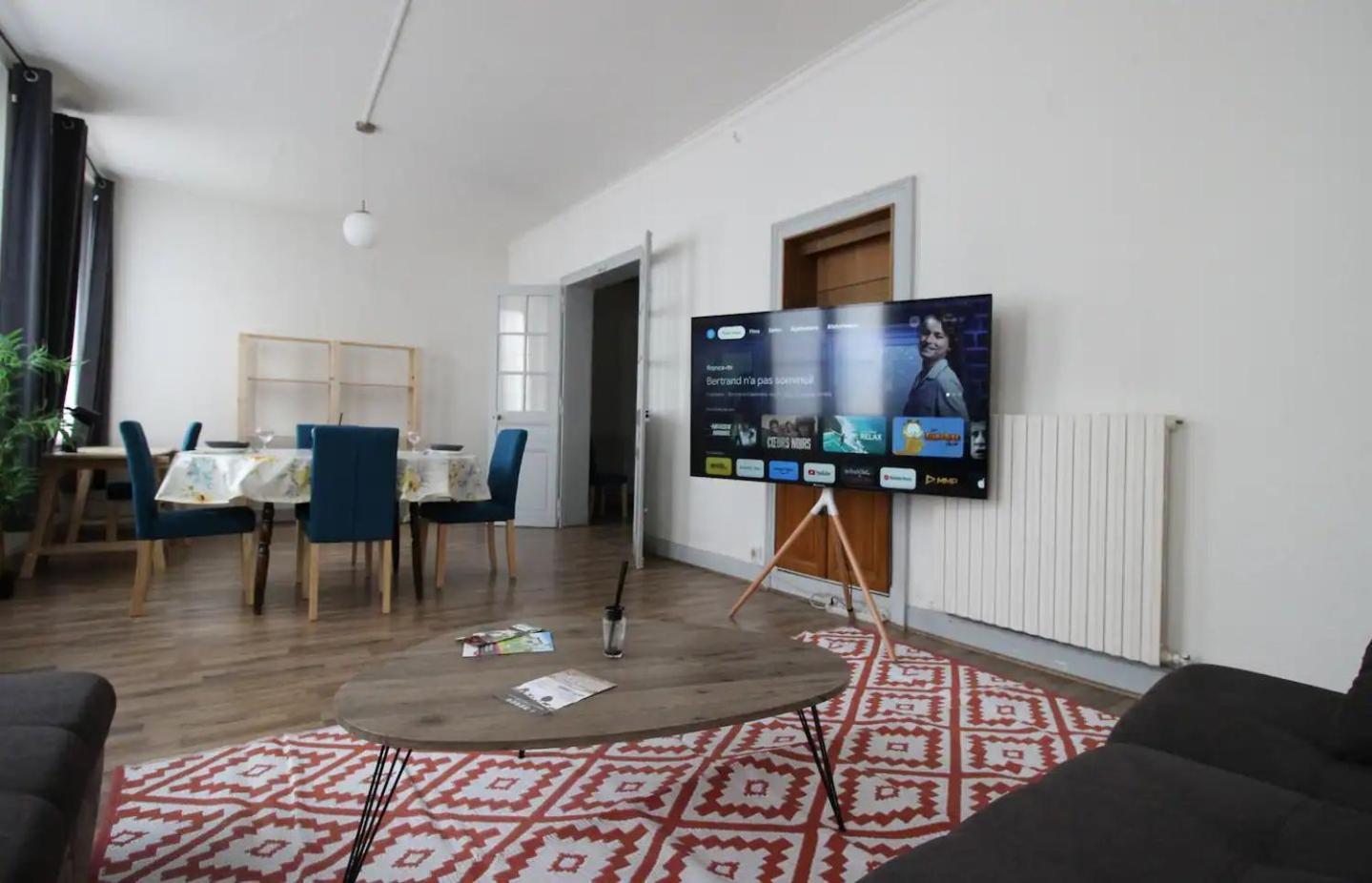 L'Amour De La Paix - Centre-Ville - Jardin - Proche Gare - Tv65"Primevideo - Ambiance Tres Chaleureuse - Parking Gratuit Sous-Video Surveillance Proche - Gere Par Presta-Zen'Services Verdun-sur-Meuse Oda fotoğraf